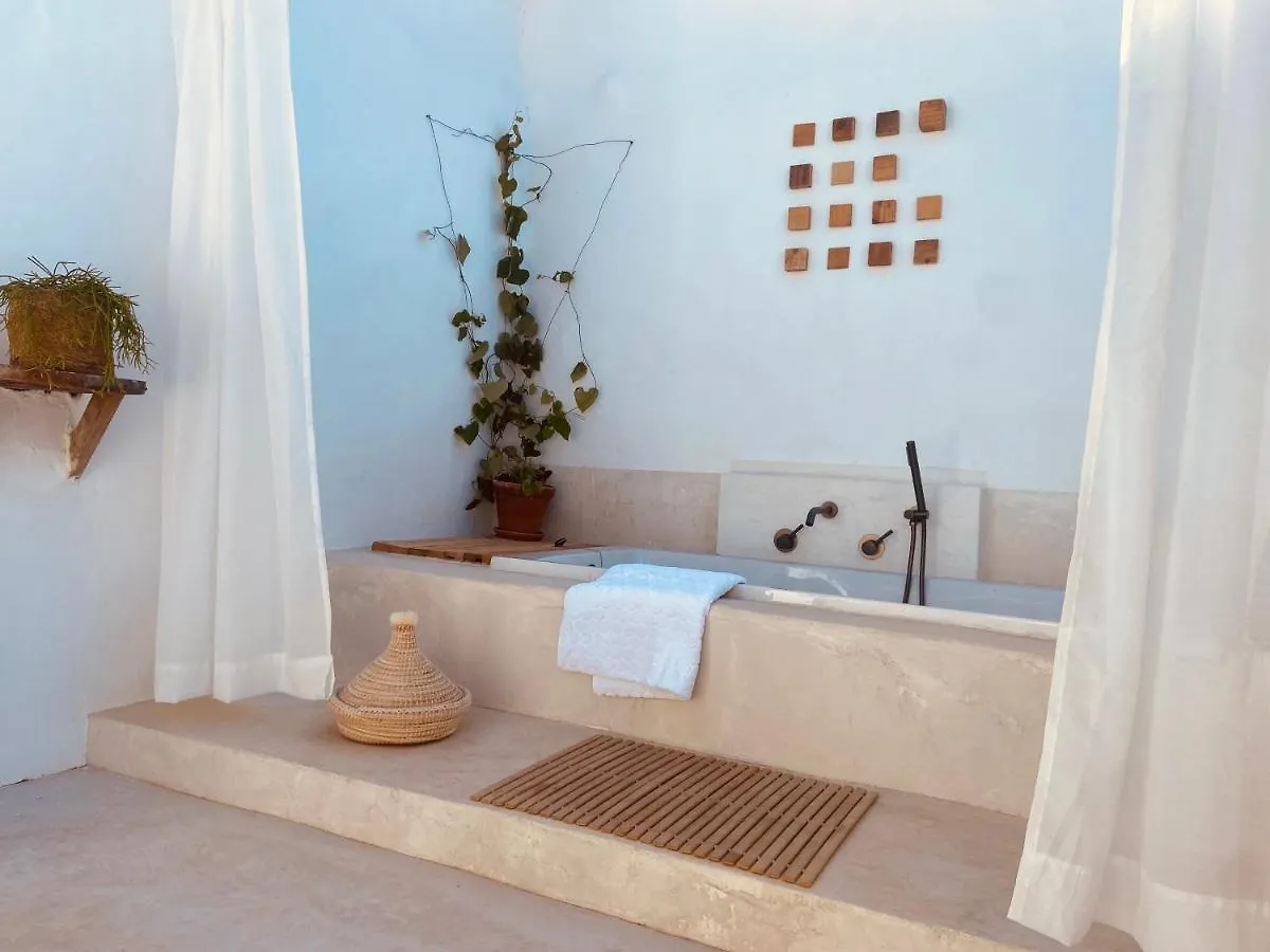 Finca Elements Comares Bed & Breakfast